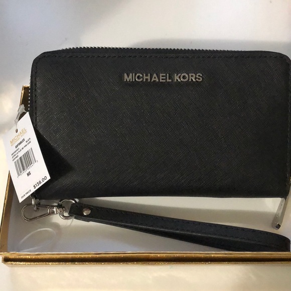 Michael Kors Wristlet/Phone Case - Picture 1 of 2